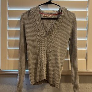 Old Navy Gray V-Neck Ribbed Sweater